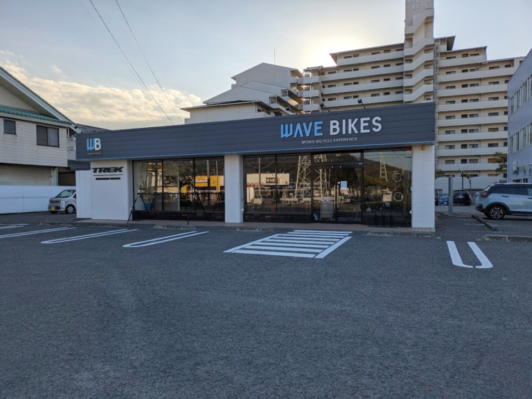 丸亀市土器町の「WAVEBIKES 丸亀店」が高松店と統合するため2024年12月26日(木)で閉店したみたい